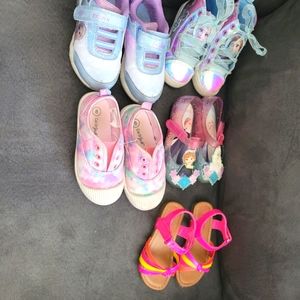 Size 7 and 8. Toddlers shoes